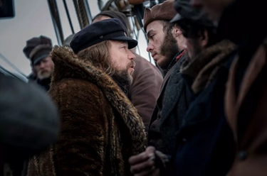  《北海鲸梦》：回不去的捕鲸船与从地狱爬回来的人