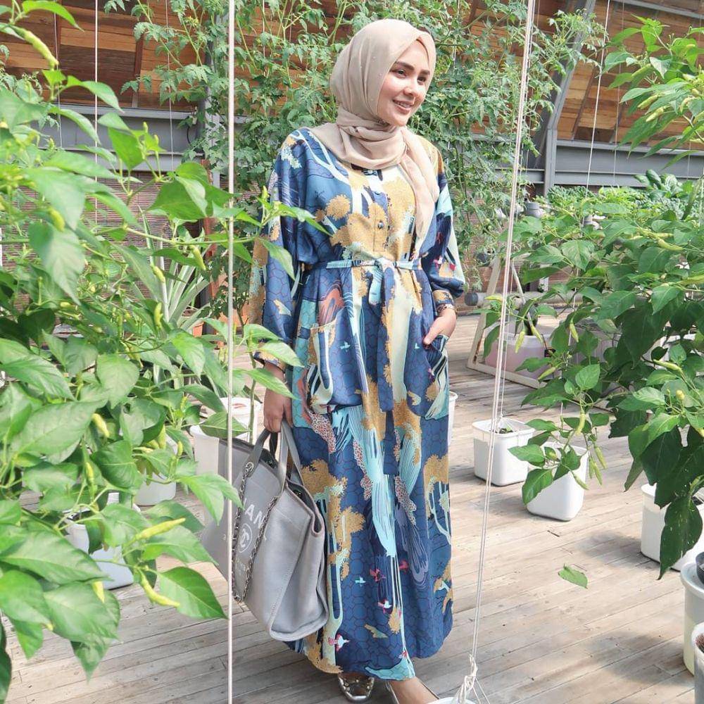 Outfit dress Ria Miranda (instagram.com/riamiranda)