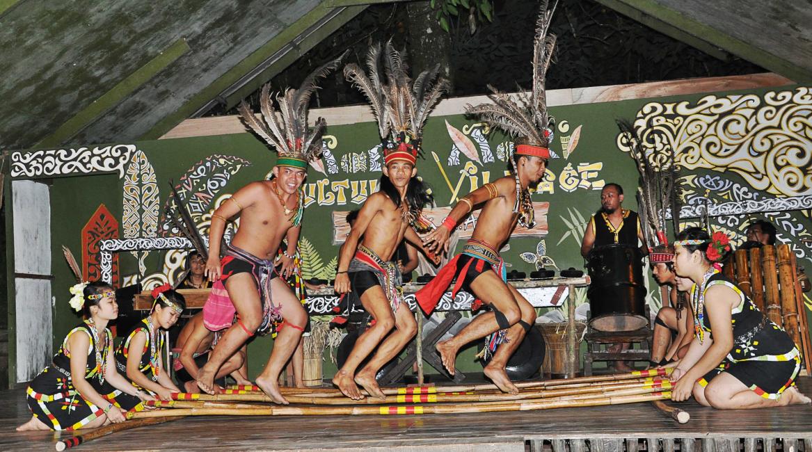 卡达山杜顺文化村 Mari Mari Cultural Village